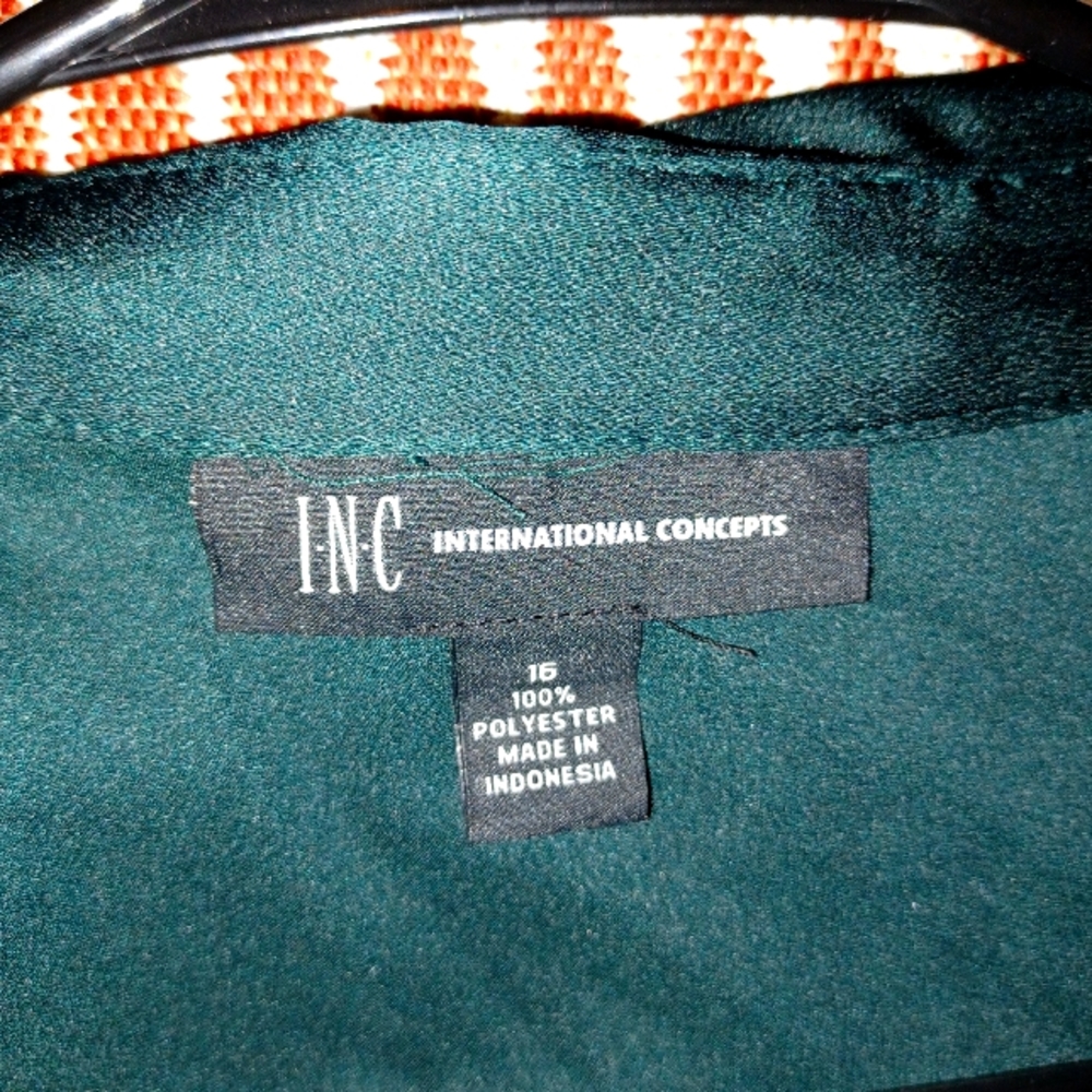 INC - Picture 3 of 4
